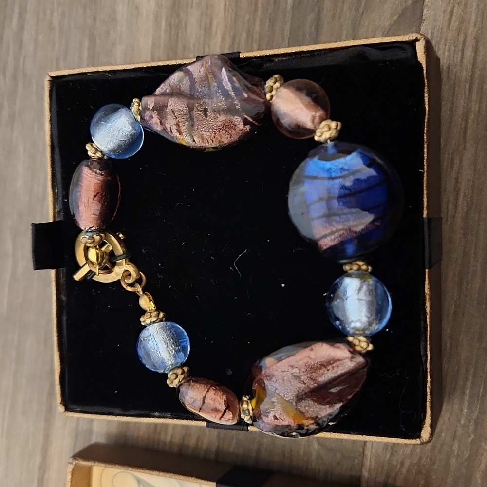 Murano 8" blue and purple bracelet